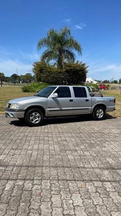 CHEVROLET S10 4.3 SFI DLX 4X2 CD V6 12V GASOLINA 4P MANUAL